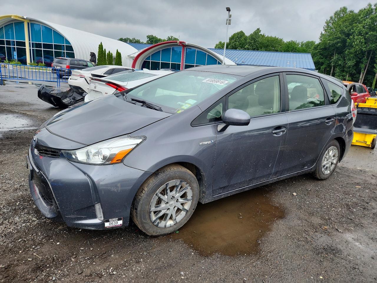 2016 TOYOTA PRIUS V THREE