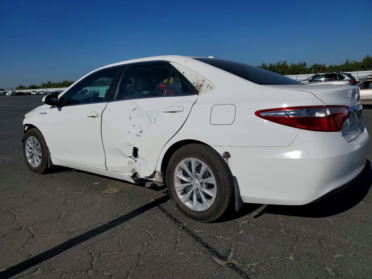 2017 TOYOTA CAMRY HYBRID LE — снимка 2