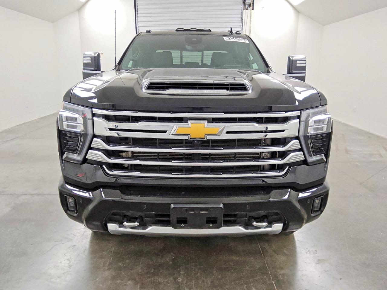 2026 CHEVROLET SILVERADO K3500 HIGH COUNTRY — снимка 5