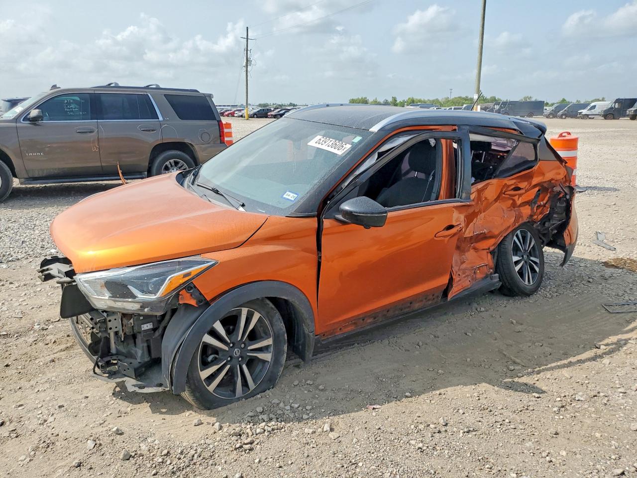 2019 NISSAN KICKS SR