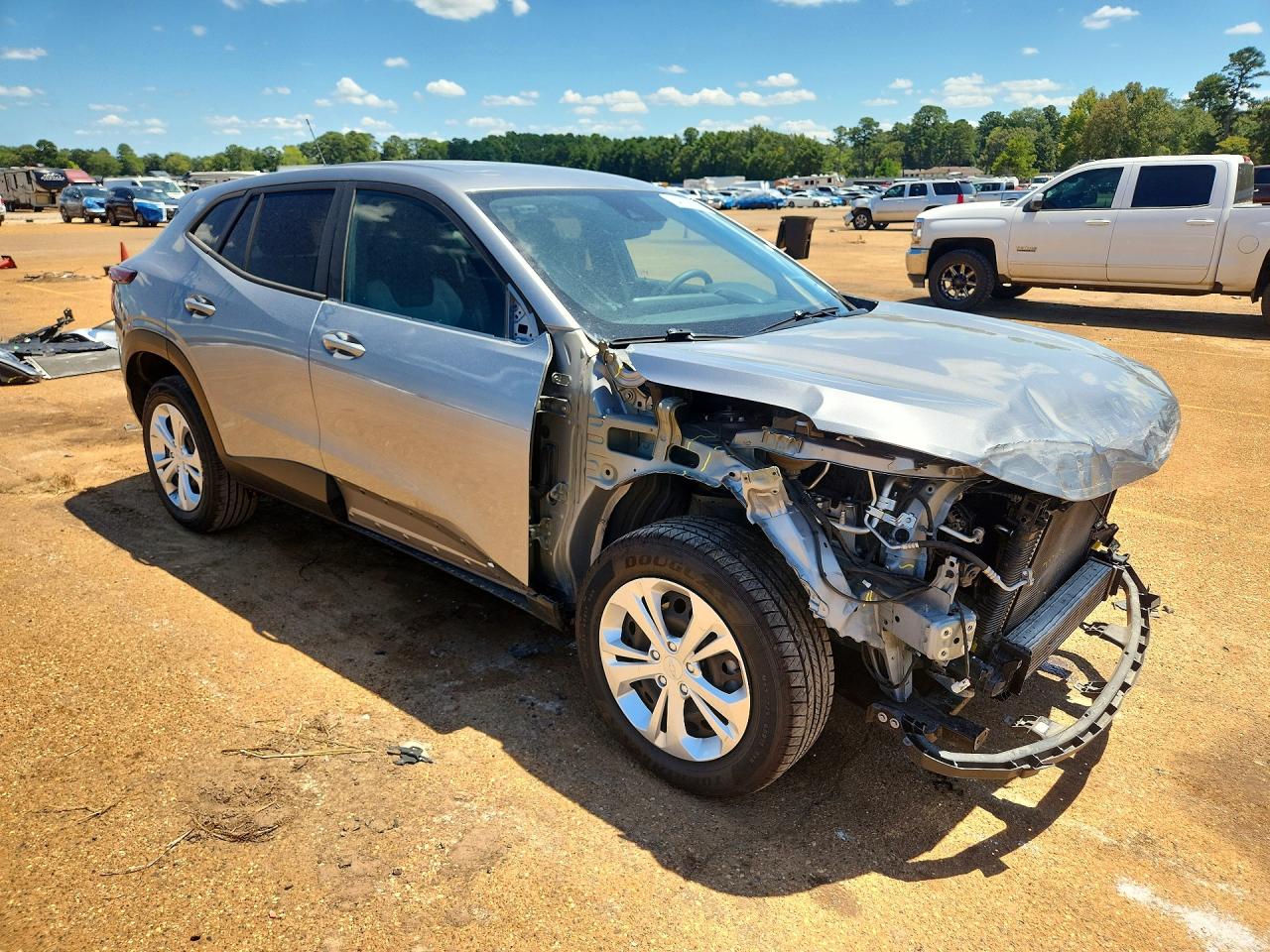 2024 CHEVROLET TRAX LS — снимка 4