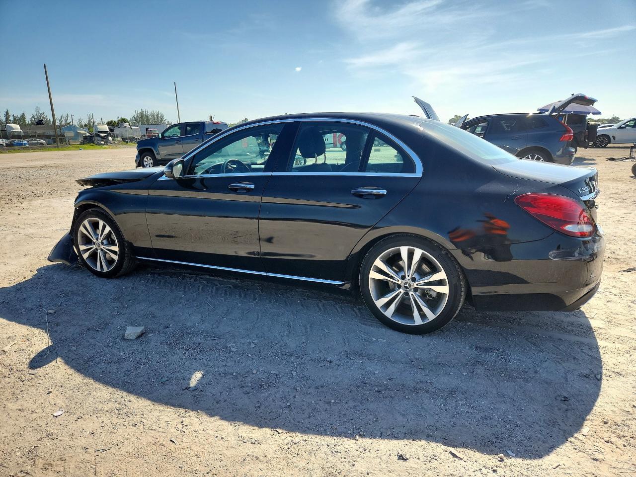 2018 MERCEDES-BENZ C 300 — снимка 2