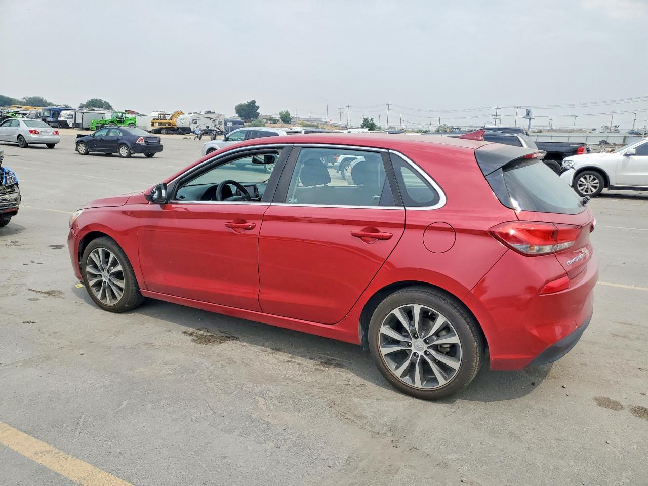 2018 HYUNDAI ELANTRA GT BASE — снимка 2