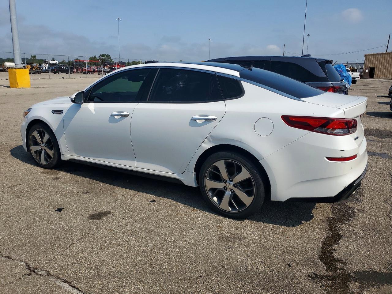 2019 KIA OPTIMA S — снимка 2
