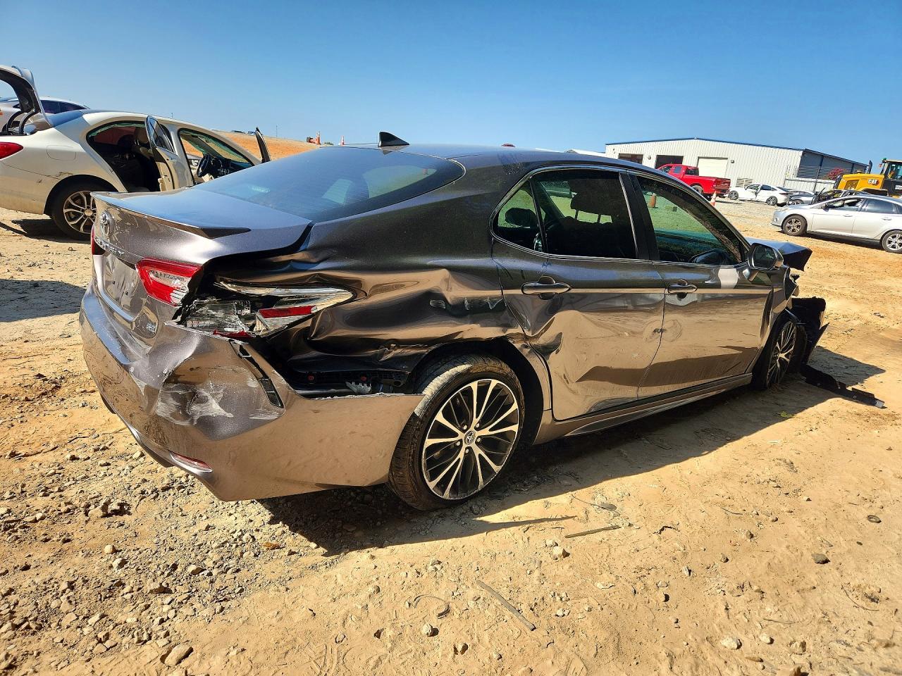 2019 TOYOTA CAMRY SE — снимка 3