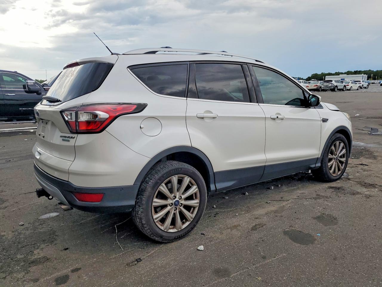 2017 FORD ESCAPE TITANIUM — снимка 3