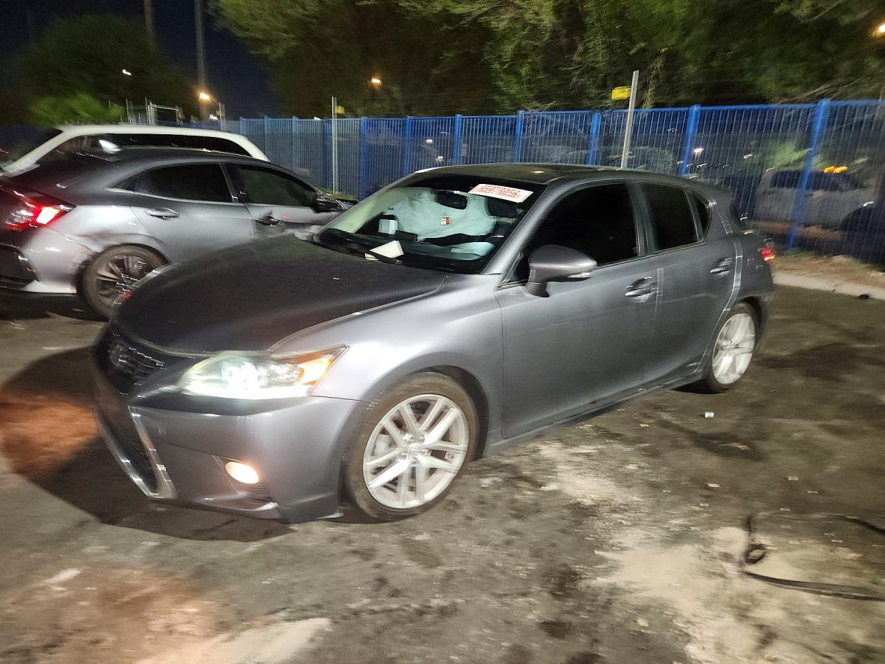 2017 LEXUS CT 200