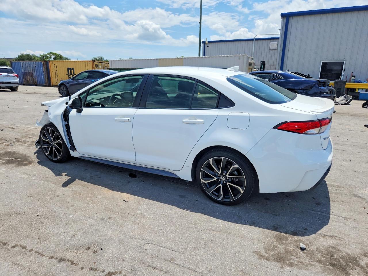 2022 TOYOTA COROLLA SE — снимка 2