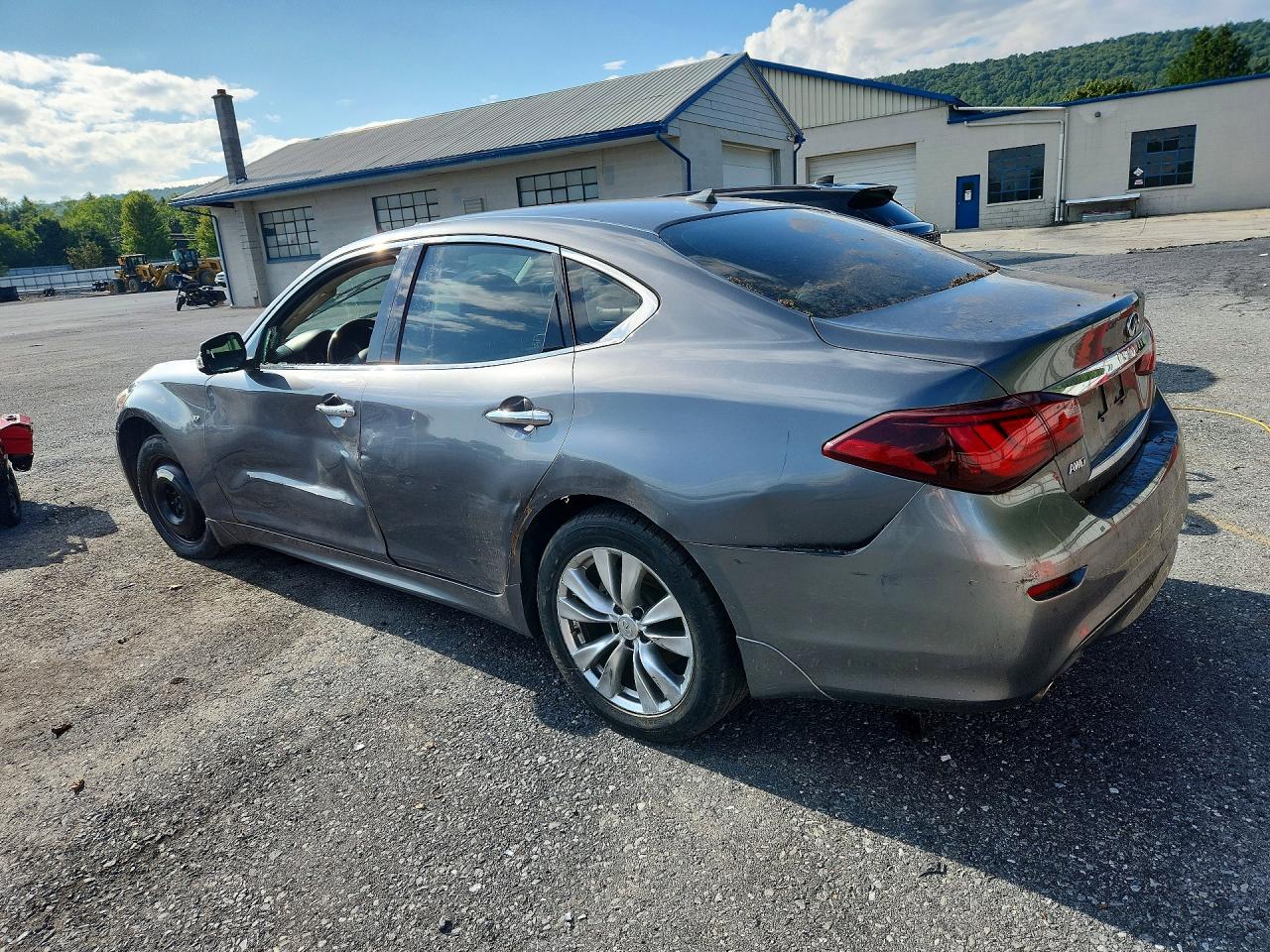 2016 INFINITI Q70 3.7 — снимка 2