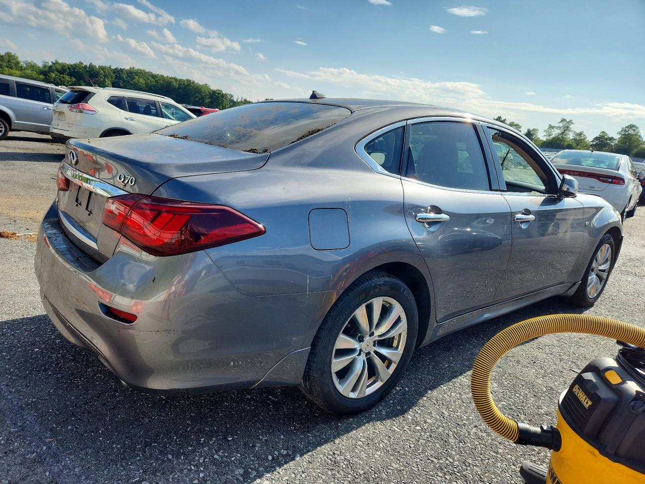 2016 INFINITI Q70 3.7 — снимка 3