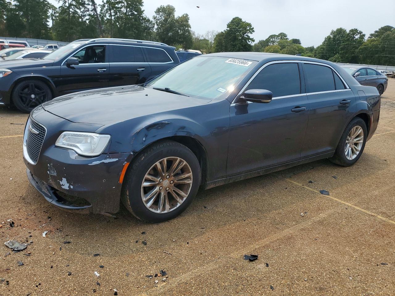 2017 CHRYSLER 300 LIMITED