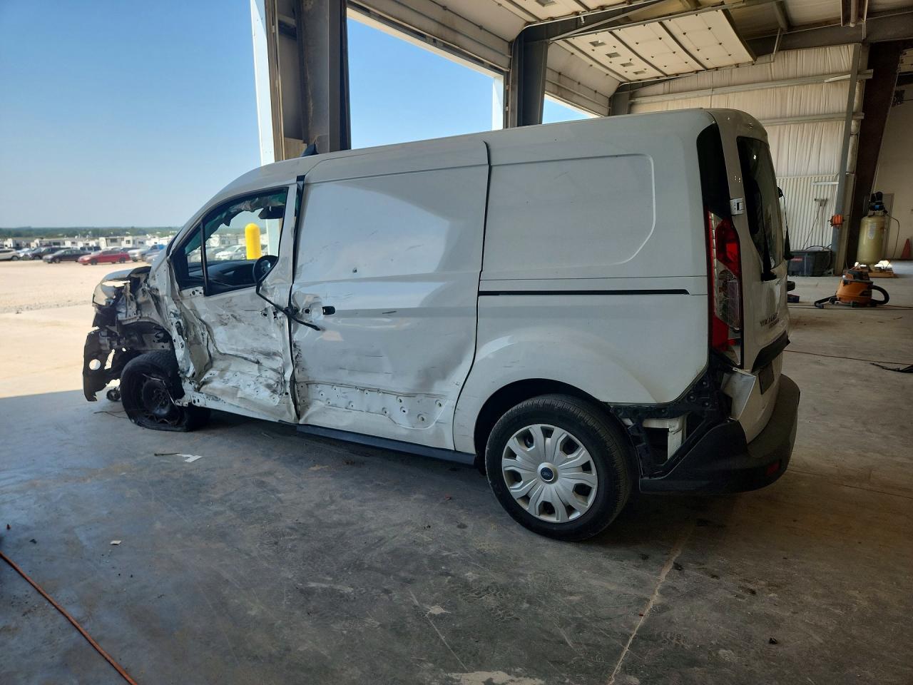 2022 FORD TRANSIT CONNECT XLT — снимка 2