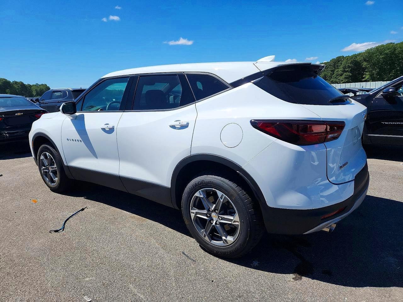 2025 CHEVROLET BLAZER 2LT — снимка 2