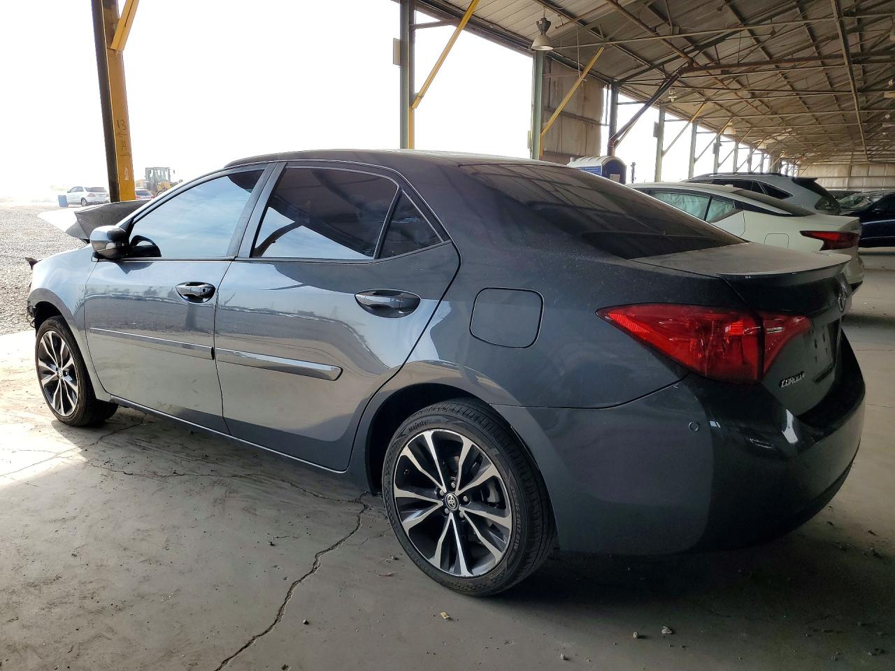 2018 TOYOTA COROLLA SE — снимка 2