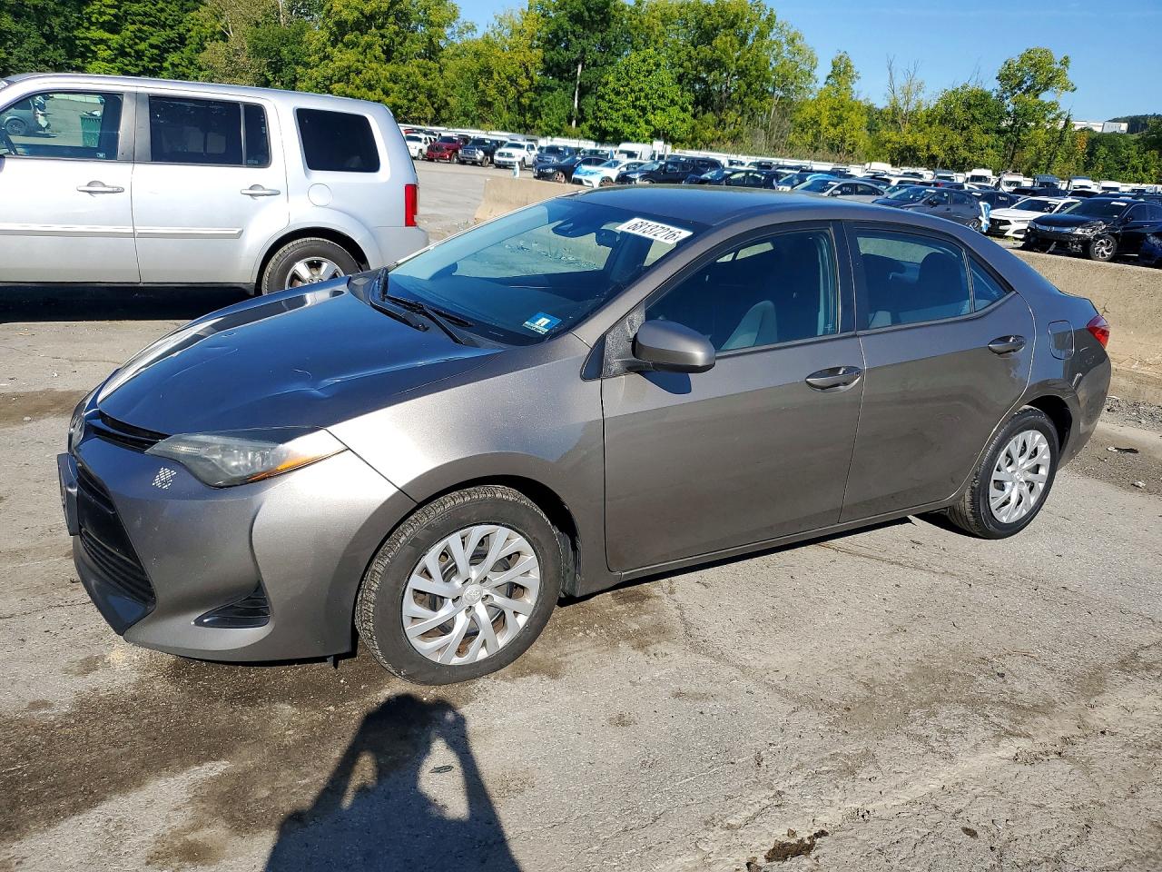 2018 TOYOTA COROLLA LE