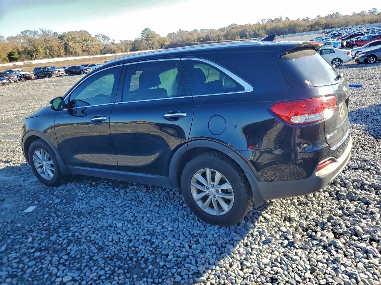 2017 KIA SORENTO LX — снимка 2