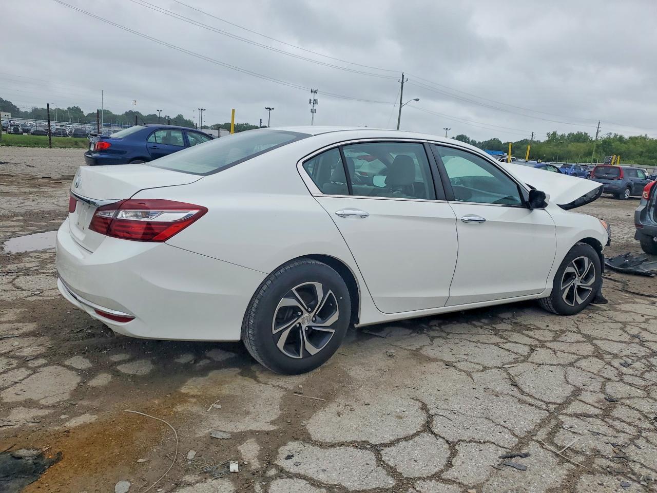 2017 HONDA ACCORD LX — снимка 3