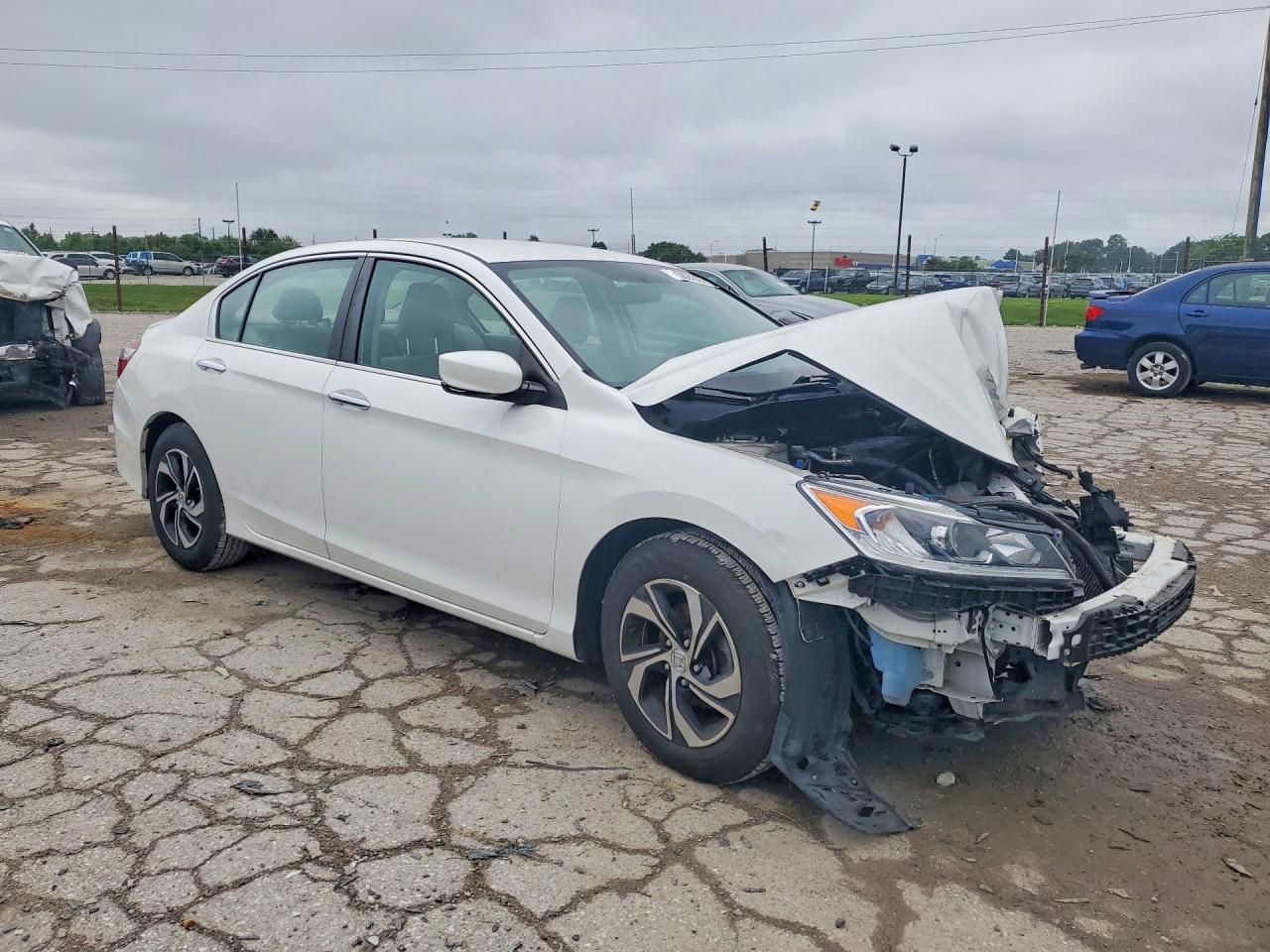 2017 HONDA ACCORD LX — снимка 4