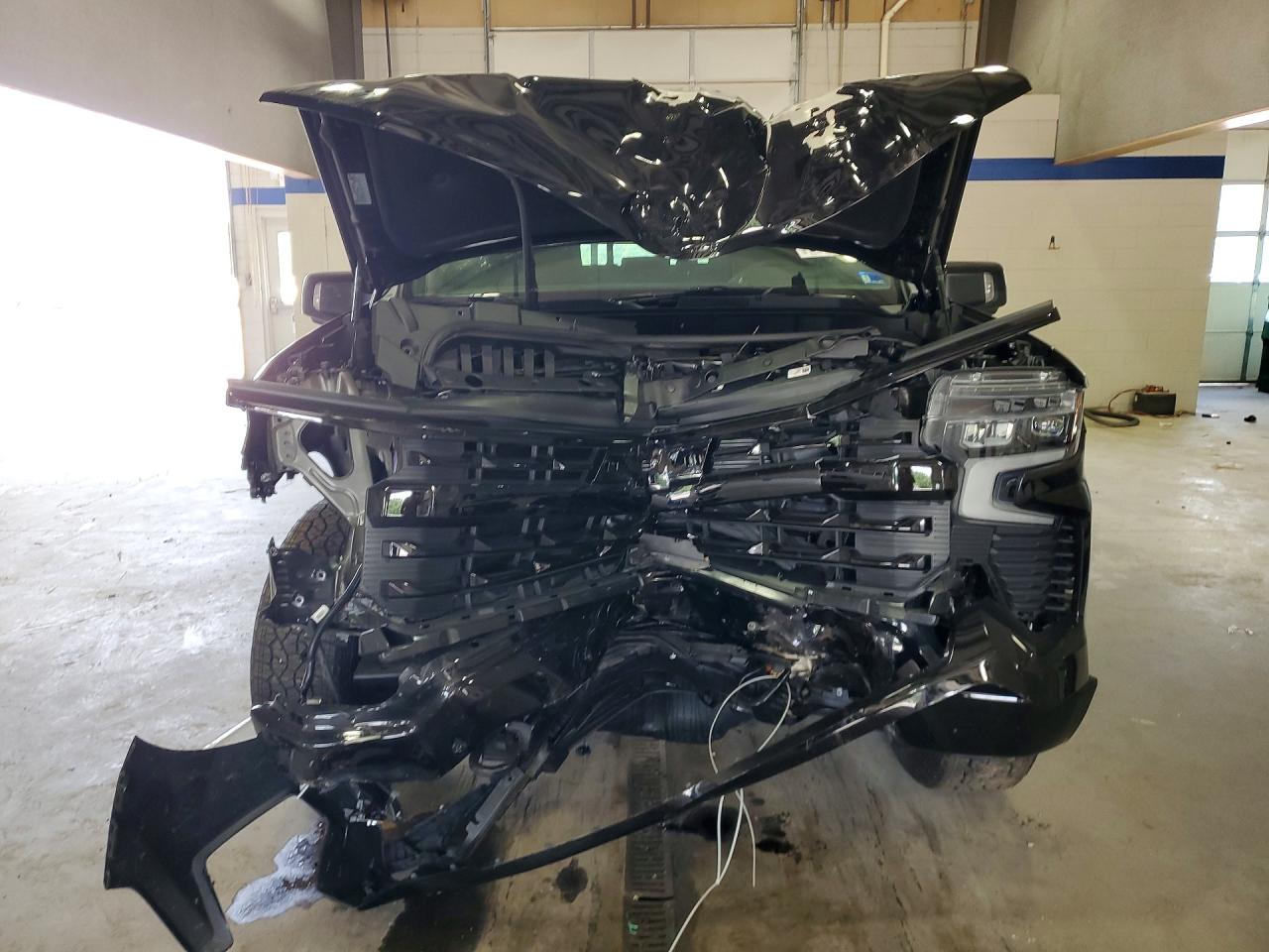 2026 CHEVROLET SILVERADO K1500 RST — снимка 5
