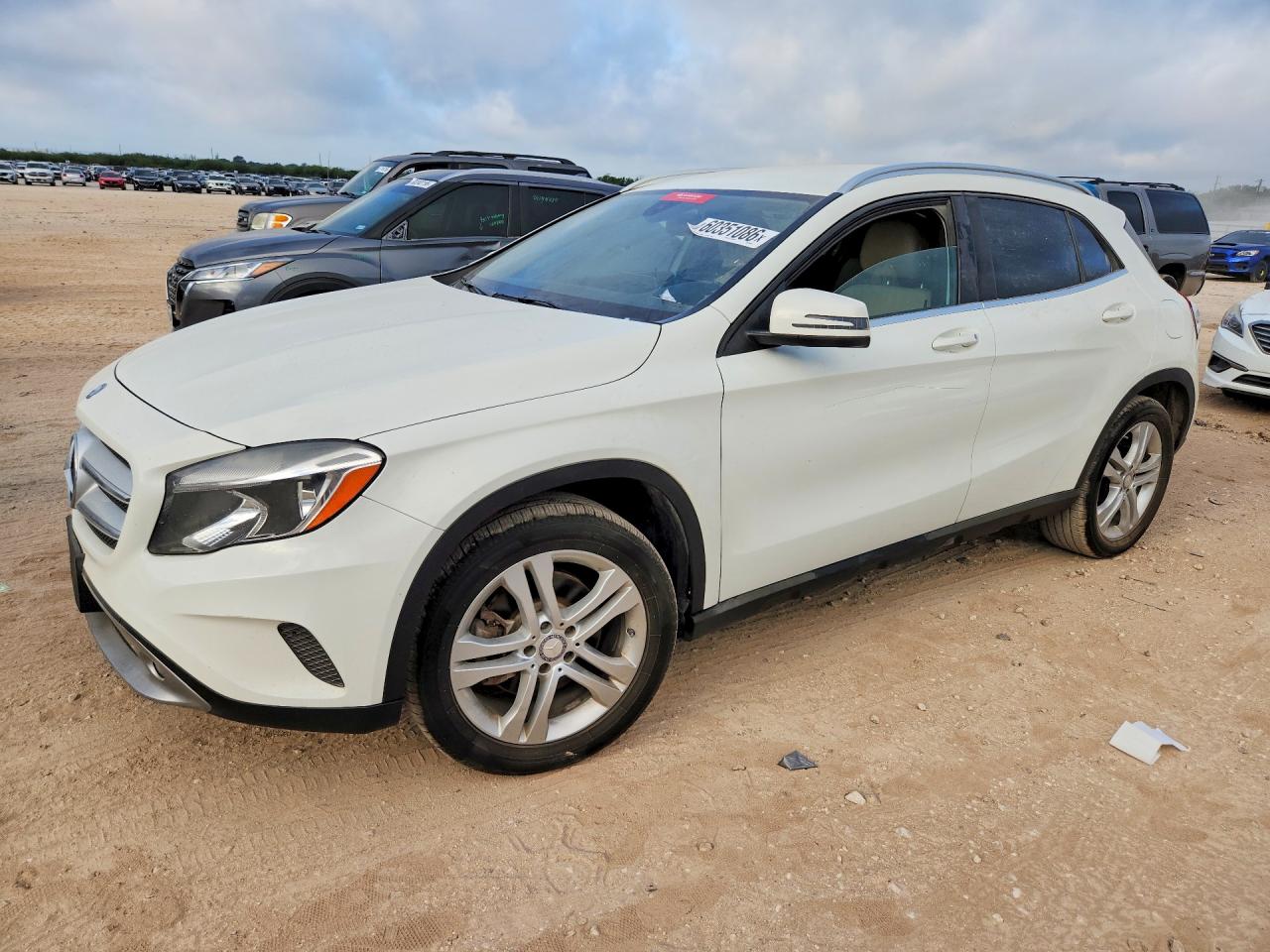 2017 MERCEDES-BENZ GLA 250