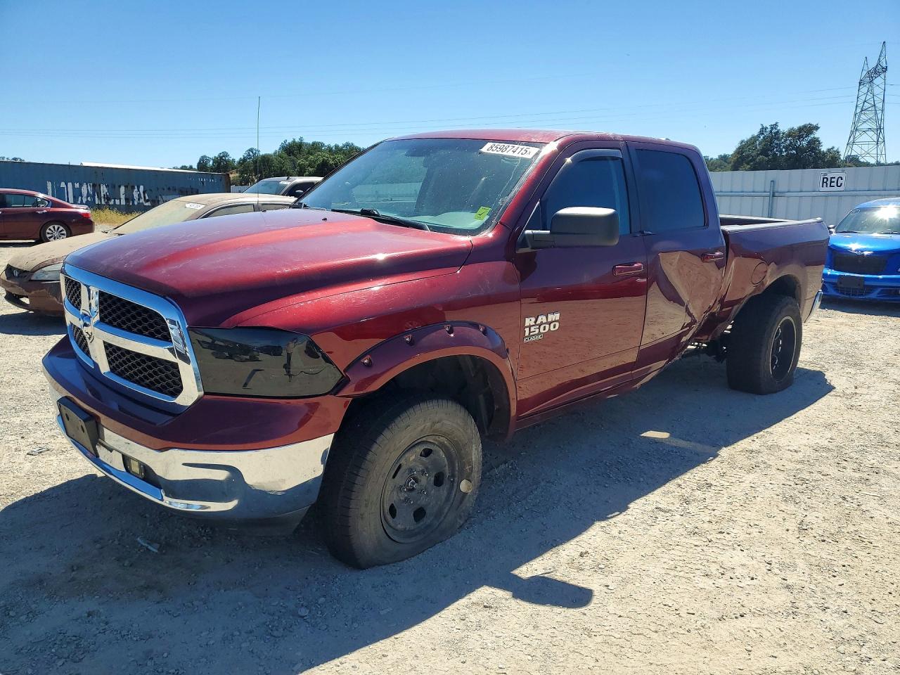2019 RAM 1500 CLASSIC SLT