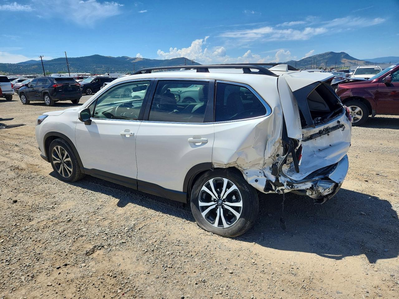 2023 SUBARU FORESTER LIMITED — снимка 2