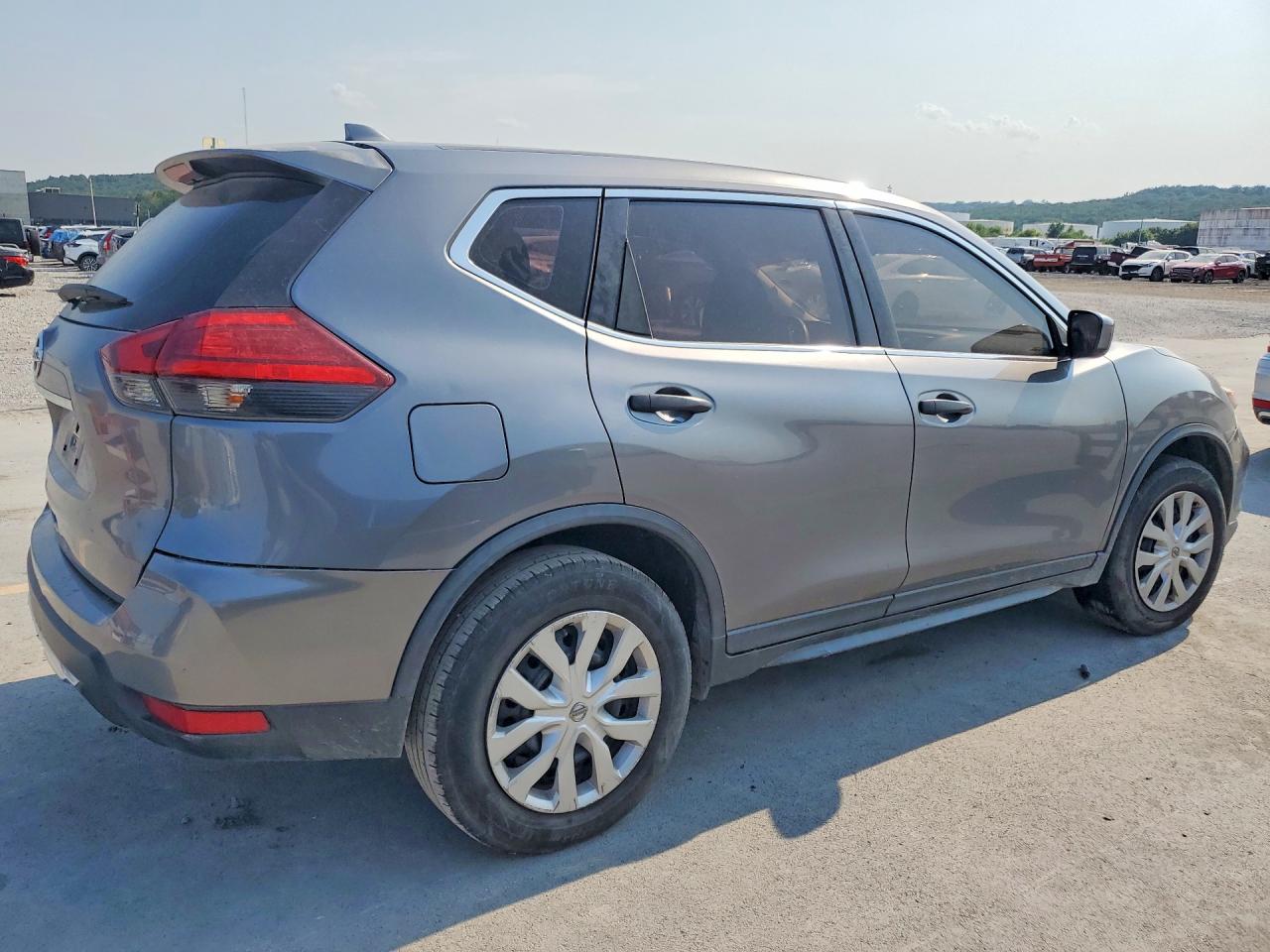 2017 NISSAN ROGUE S — снимка 3