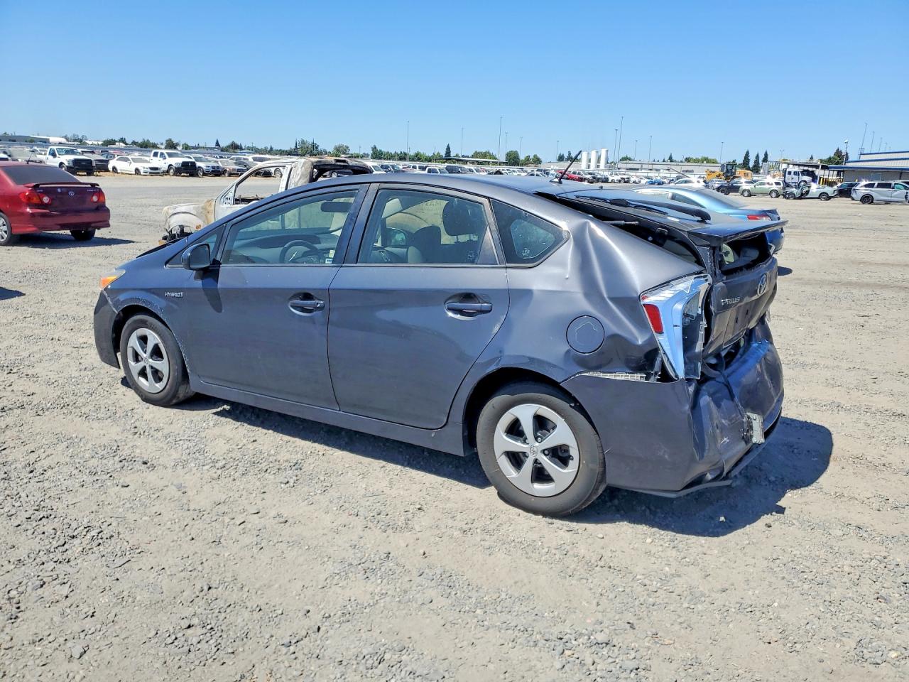2015 TOYOTA PRIUS TWO — снимка 2