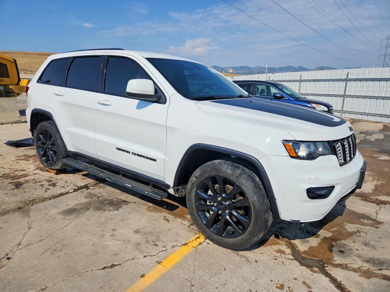 2019 JEEP GRAND CHEROKEE LAREDO — снимка 4