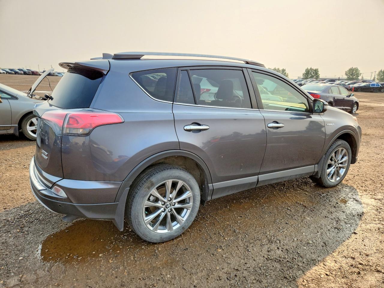 2017 TOYOTA RAV4 HV LIMITED — снимка 3