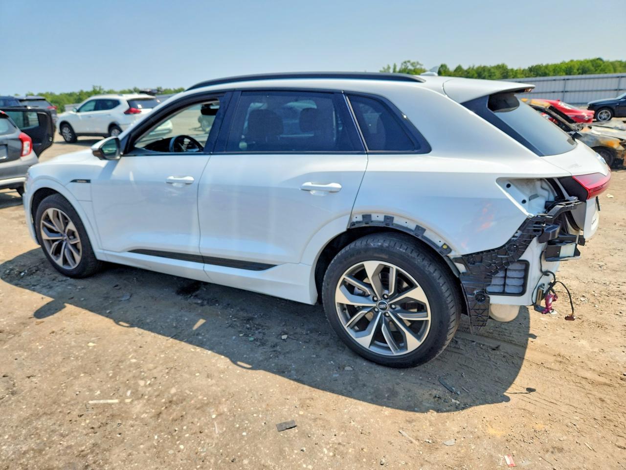 2021 AUDI E-TRON PREMIUM PLUS — снимка 2