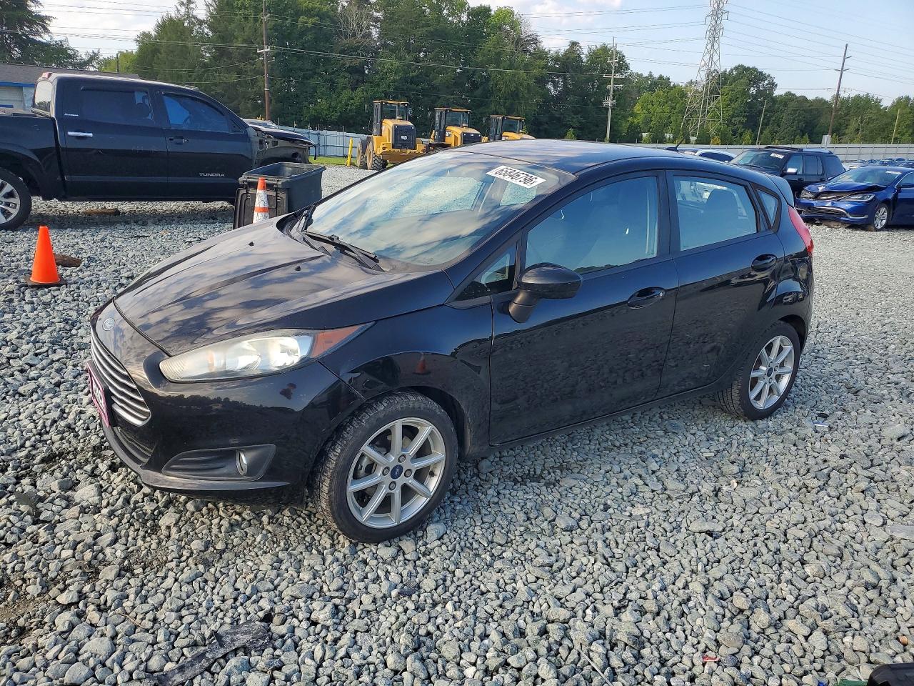 2017 FORD FIESTA SE