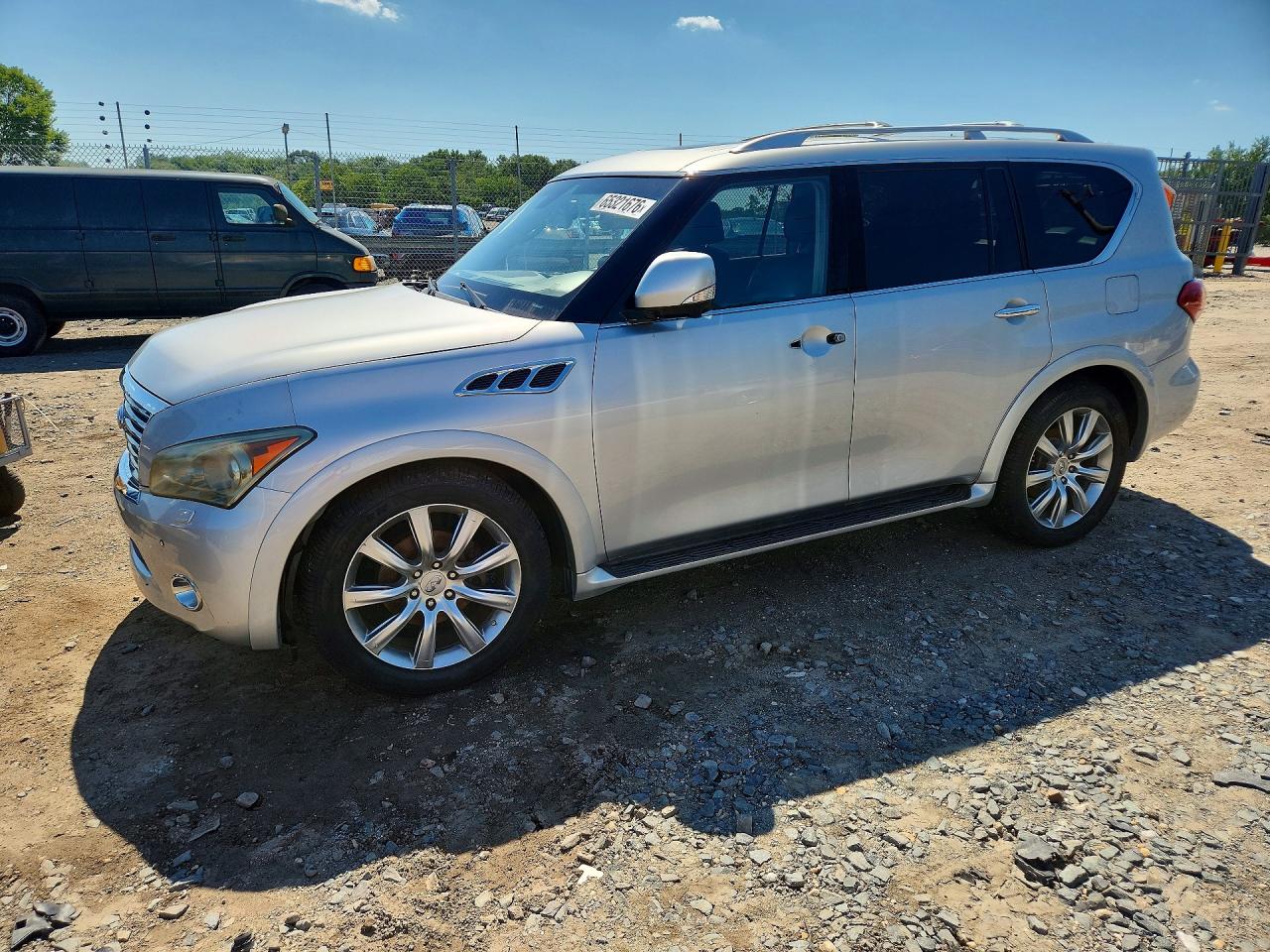 2013 INFINITI QX56 BASE
