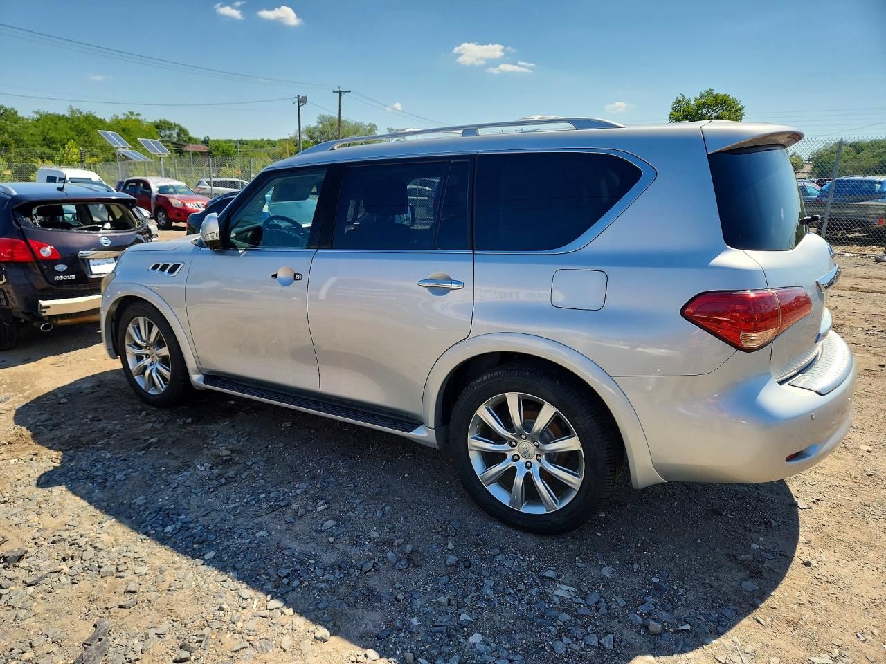 2013 INFINITI QX56 BASE — снимка 2
