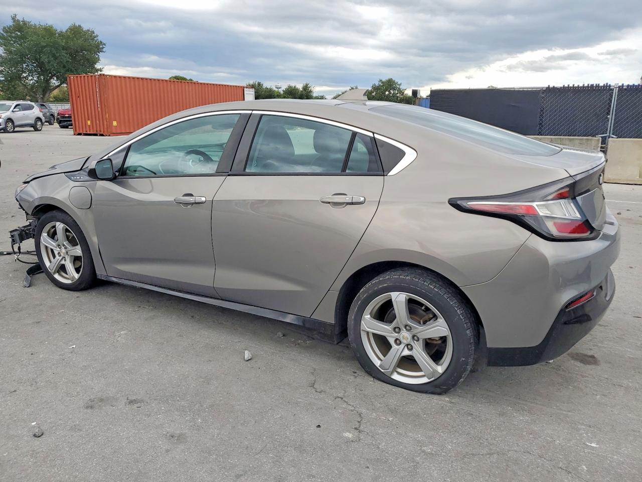 2017 CHEVROLET VOLT LT — снимка 2