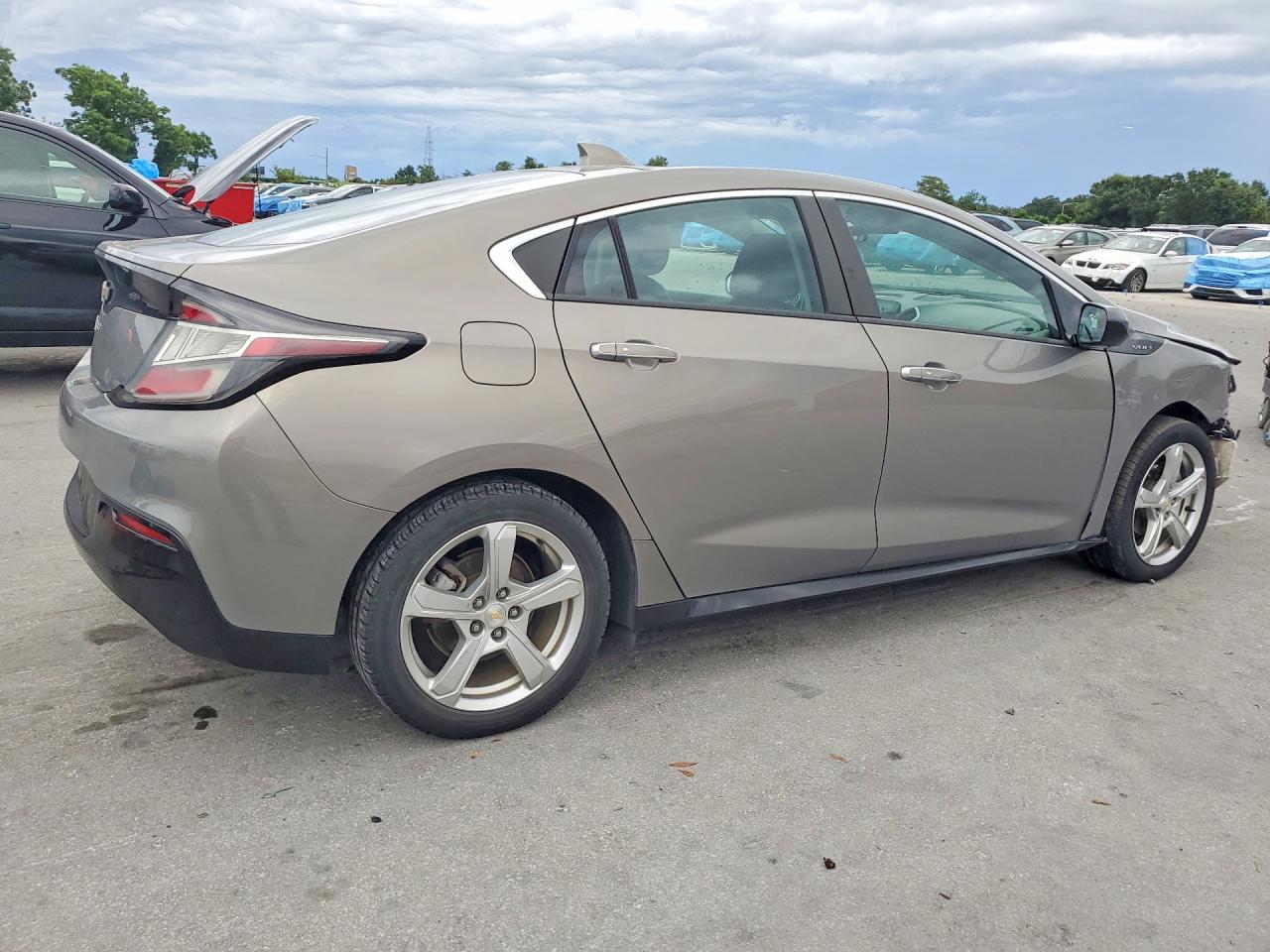 2017 CHEVROLET VOLT LT — снимка 3