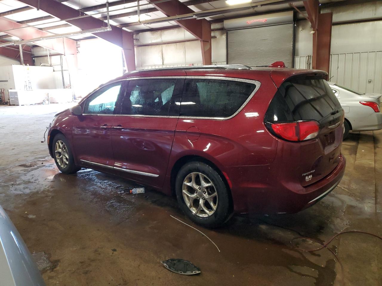 2017 CHRYSLER PACIFICA LIMITED — снимка 2