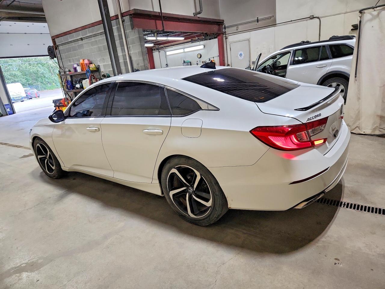 2022 HONDA ACCORD SPORT — снимка 2