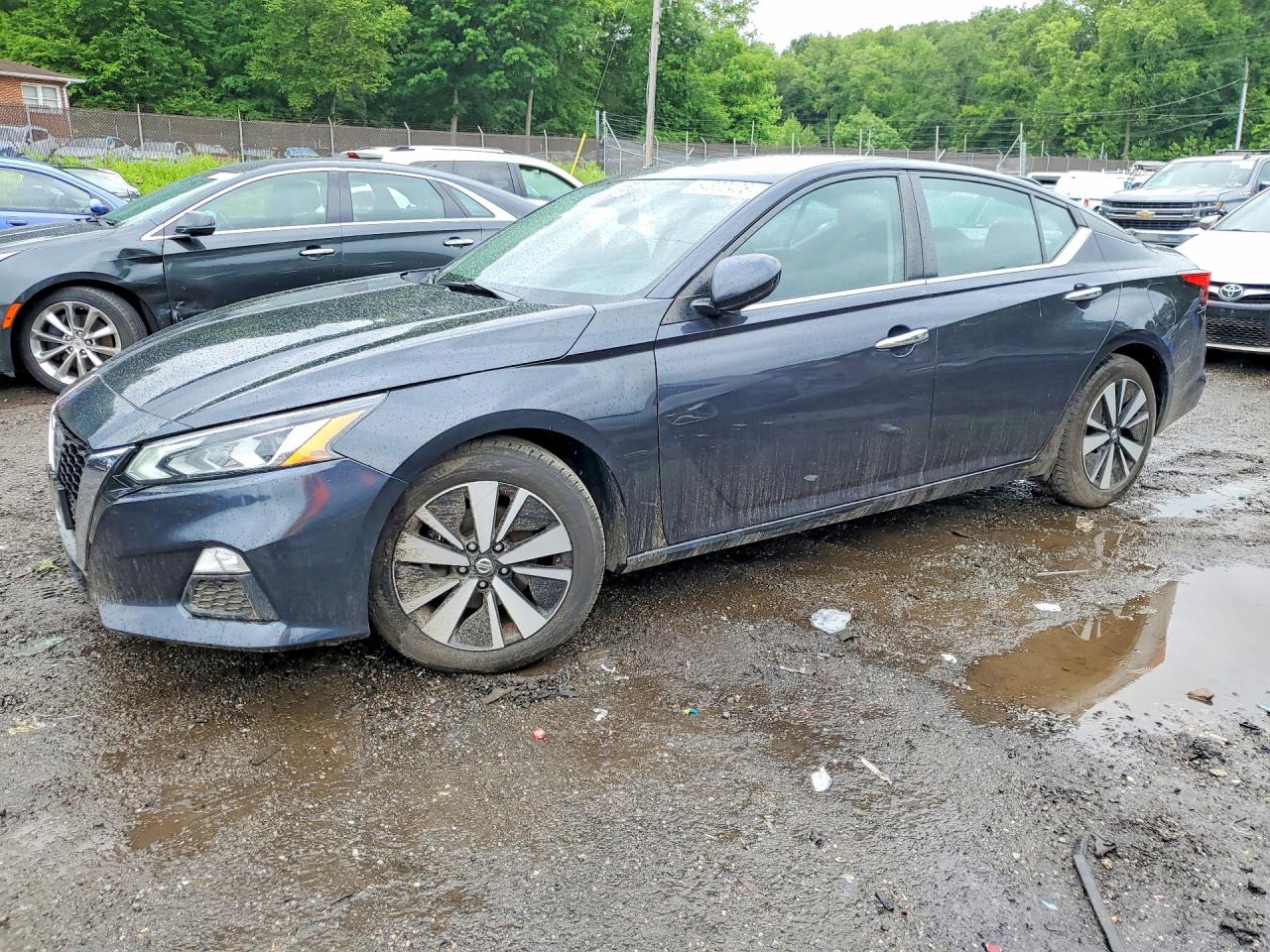 2021 NISSAN ALTIMA SV