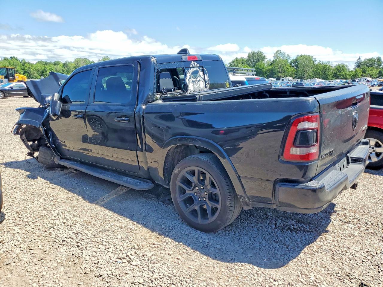 2022 RAM 1500 LARAMIE — снимка 2