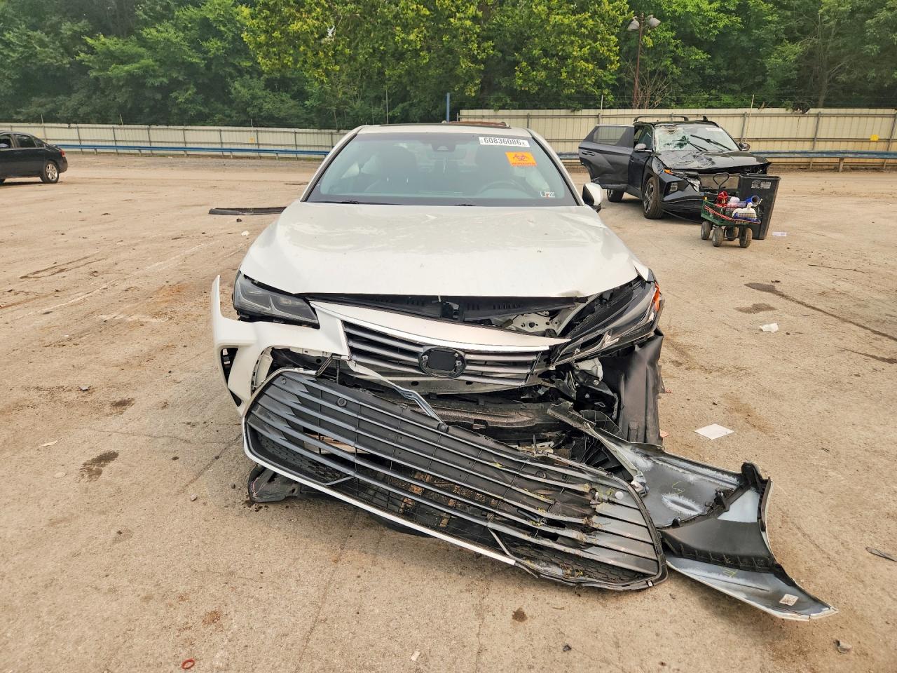 2020 TOYOTA AVALON LIMITED — снимка 5