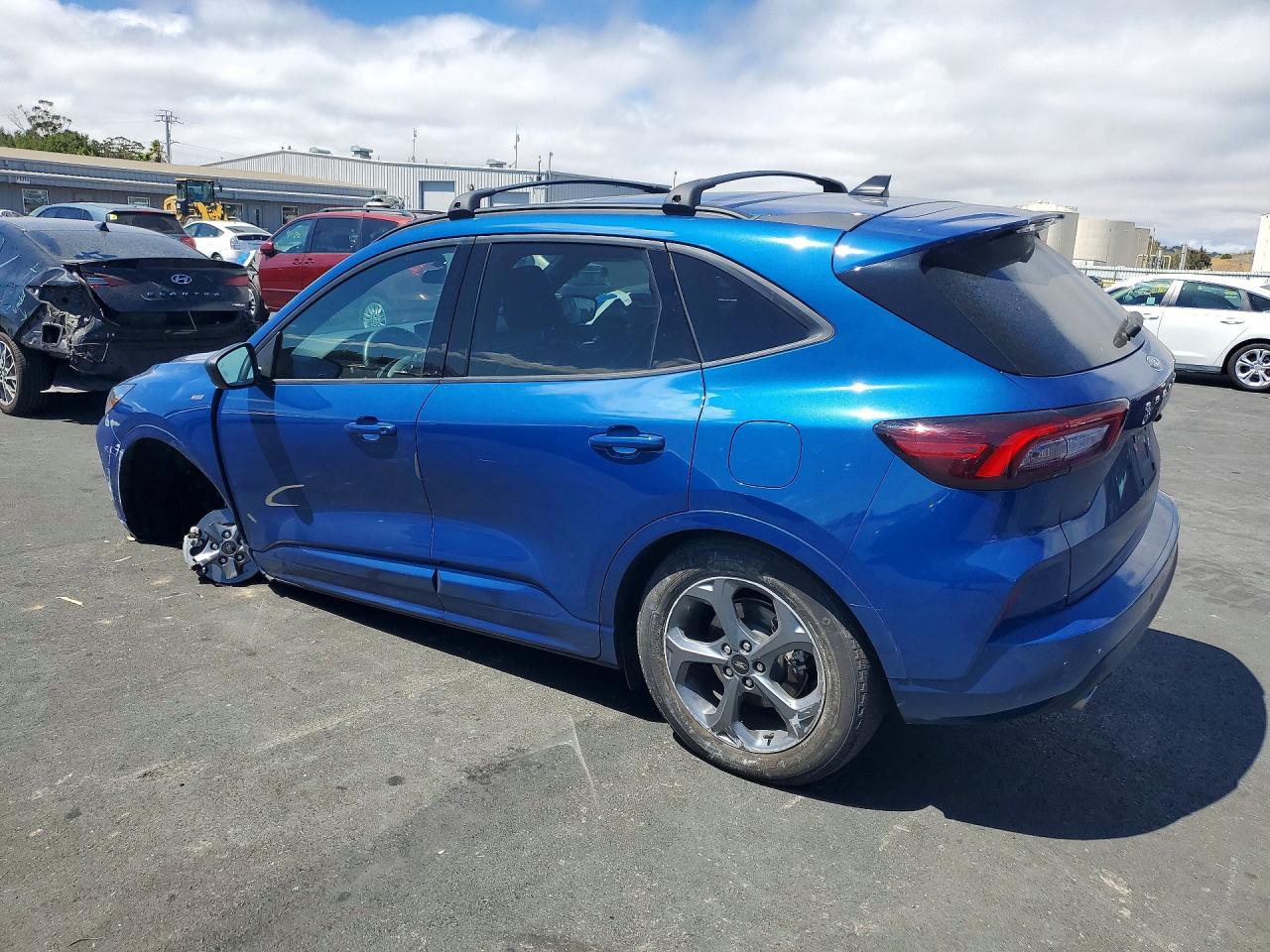 2023 FORD ESCAPE ST LINE — снимка 2