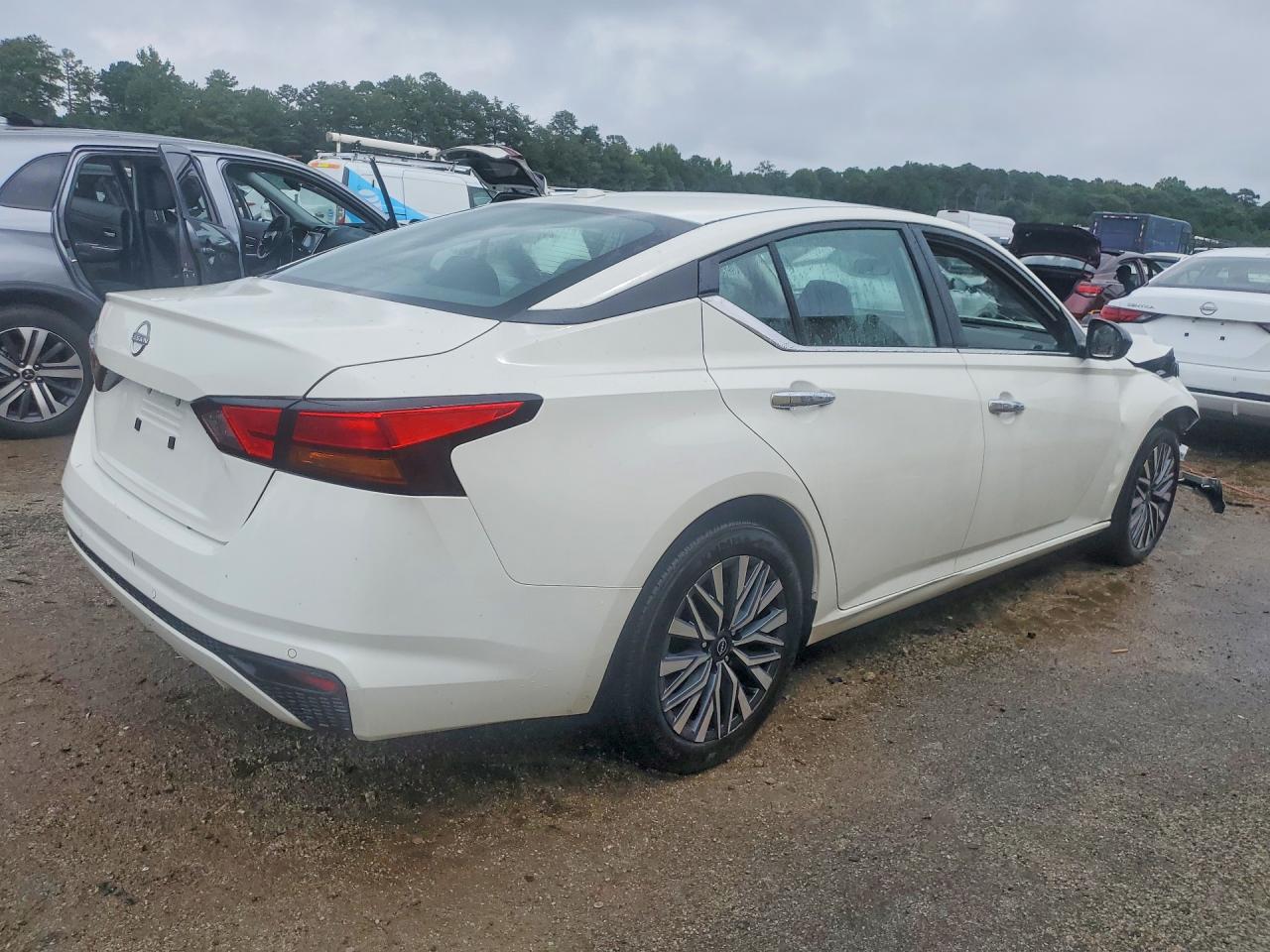 2025 NISSAN ALTIMA SV — снимка 3