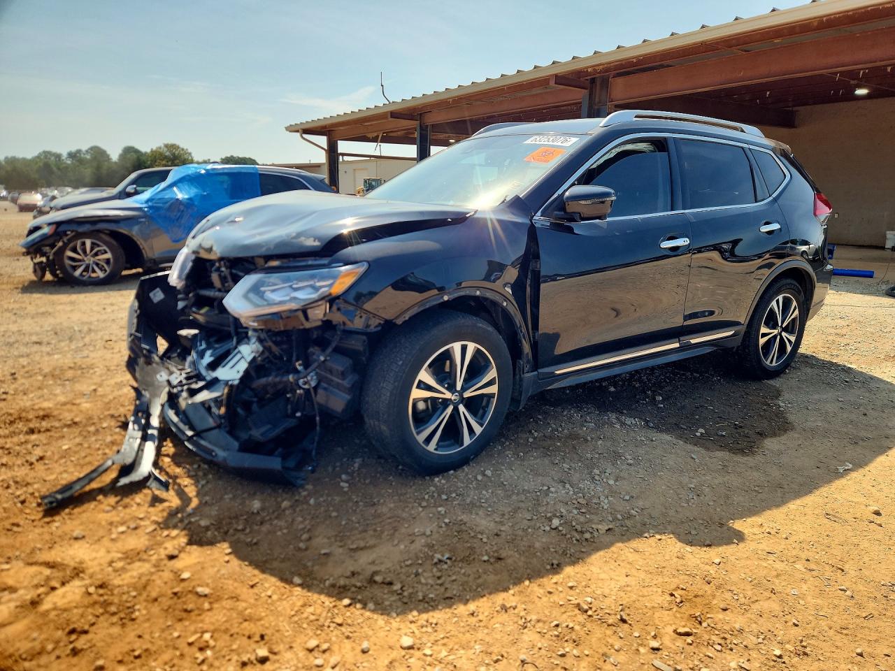 2017 NISSAN ROGUE SL