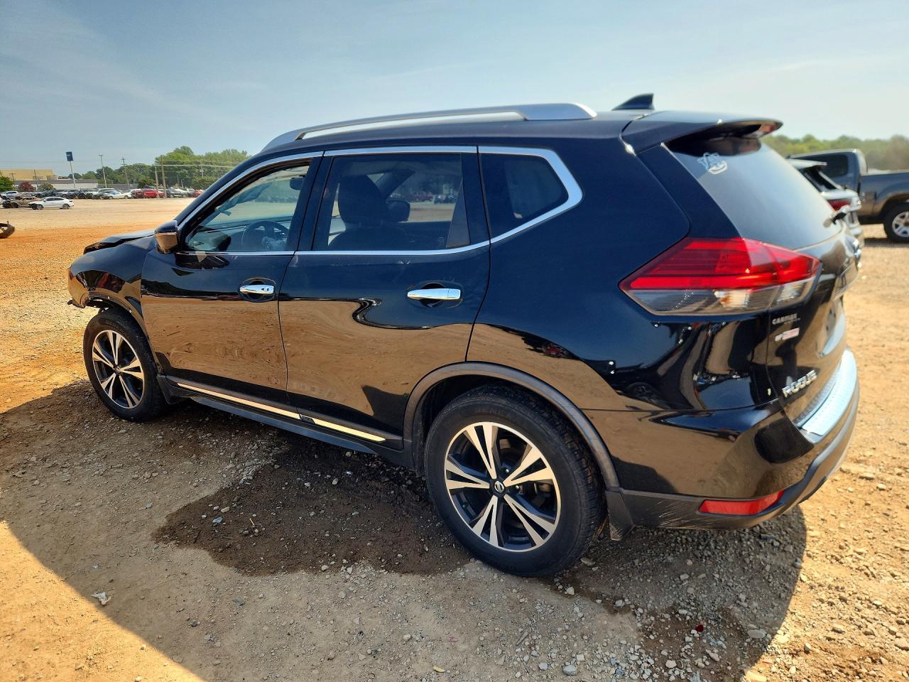 2017 NISSAN ROGUE SL — снимка 2
