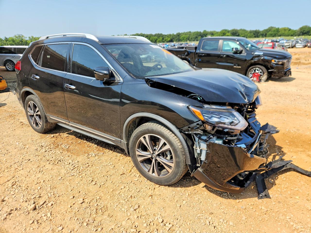 2017 NISSAN ROGUE SL — снимка 4