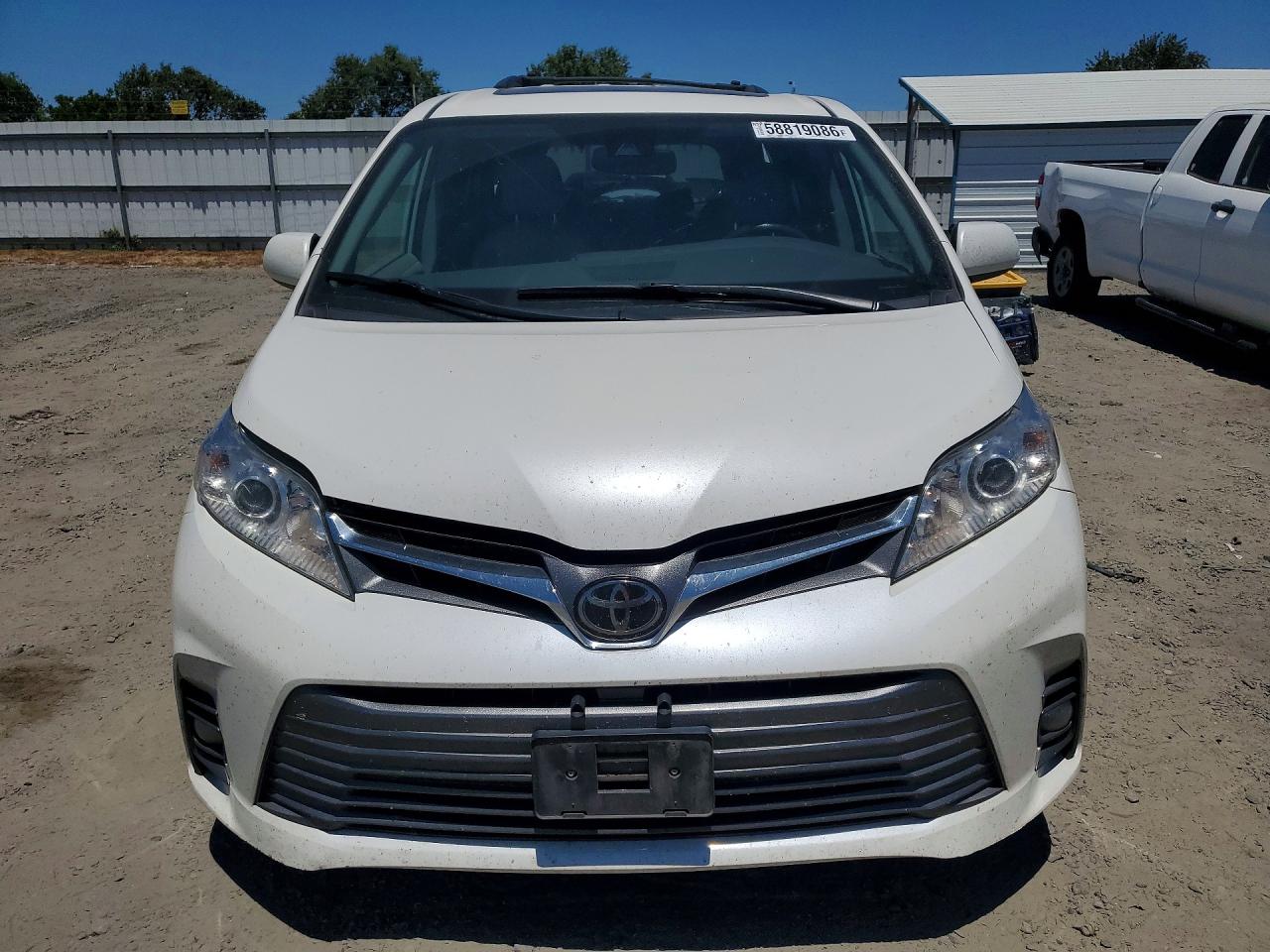 2020 TOYOTA SIENNA XLE PREMIUM 7-PASSENGER — снимка 5