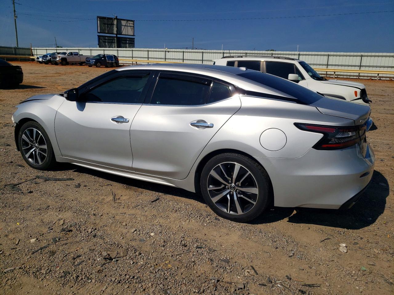 2019 NISSAN MAXIMA 3.5 SV — снимка 2
