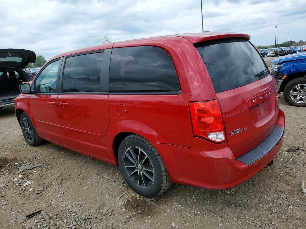 2015 DODGE GRAND CARAVAN SXT — снимка 2