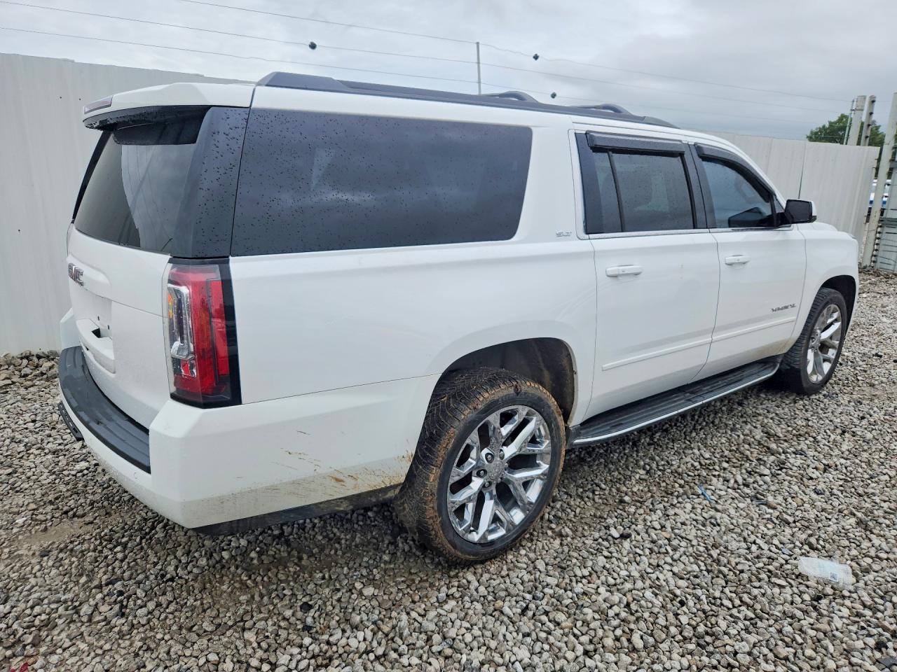 2018 GMC YUKON XL K1500 SLT — снимка 3